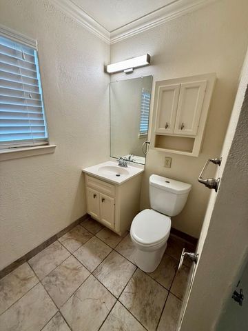 2812 Wichita 13, Houston, TX 77004