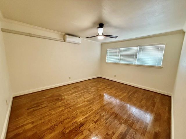 2812 Wichita 13, Houston, TX 77004
