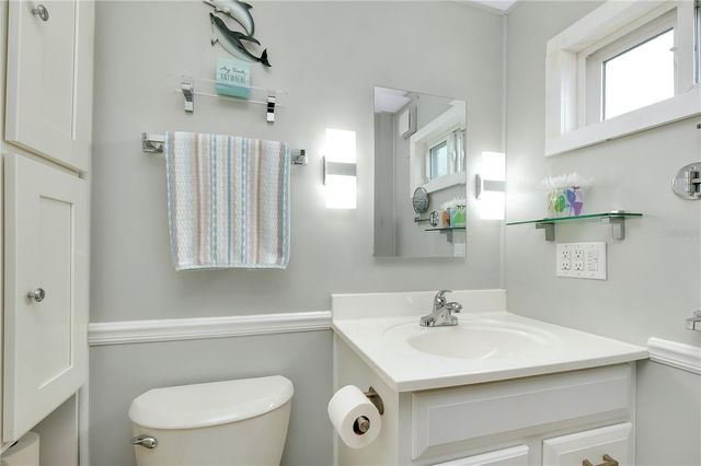 214 ROMA ROAD, Venice, FL 34285