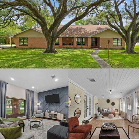 1613 S Hood Street, Alvin, TX 77511