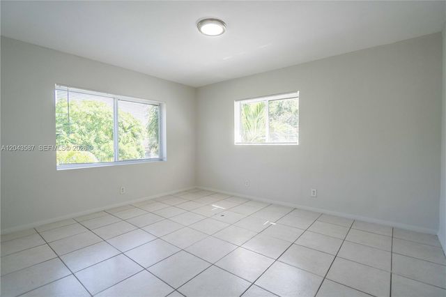 666 NE 80th St 6, Miami, FL 33138