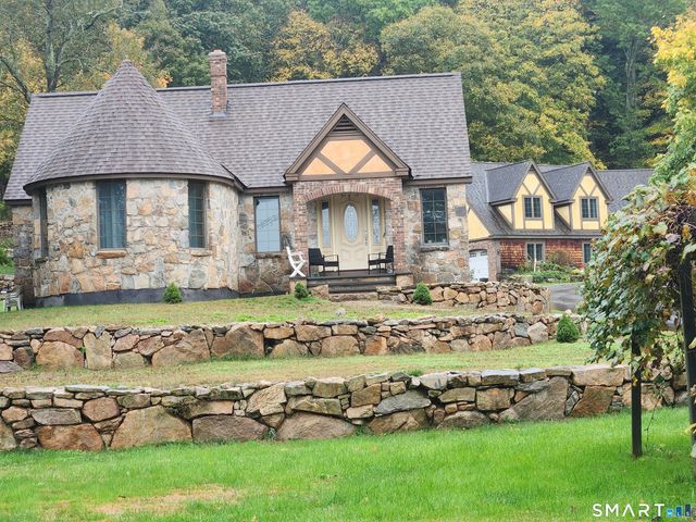 152 & 156 Whitehall Avenue, Stonington, CT 06355