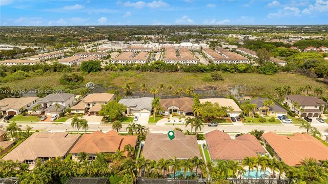 15966 SW 3rd St, Pembroke Pines, FL 33027