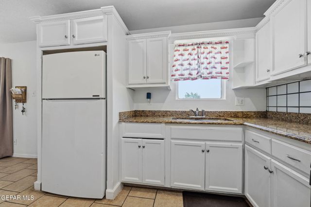 5600 PRINCE EDWARD Avenue, El Paso, TX 79924