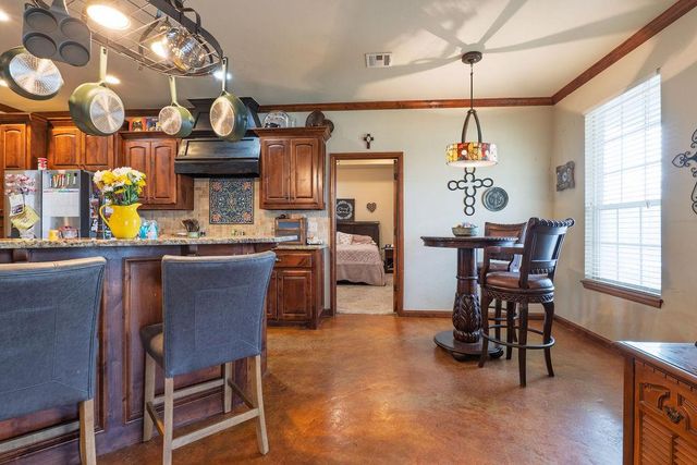 33705 Waco Road, Shawnee, OK 74801