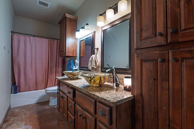 33705 Waco Road, Shawnee, OK 74801