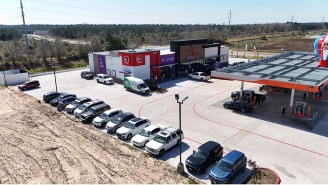 3549 N San Felipe Drive, Cleveland, TX 77327