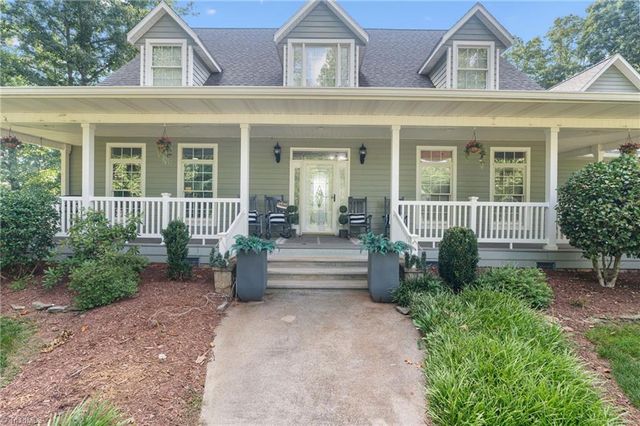 208 Monk Court, North Wilkesboro, NC 28659