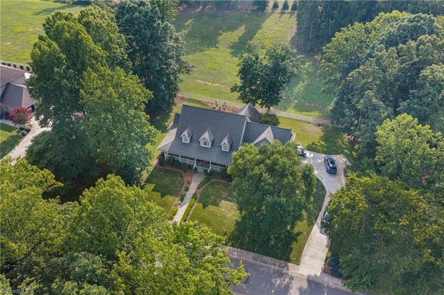 208 Monk Court, North Wilkesboro, NC 28659