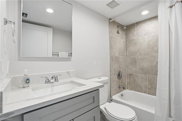 7797 Esmeralda WAY # K102, Naples, FL 34109