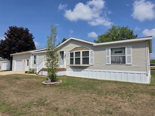 3567 Hollyfield Drive, Cedar Springs, MI 49319