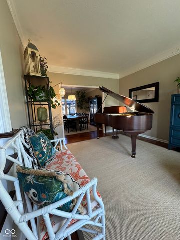 5776 Gyrfalcon Place, Carmel, IN 46033