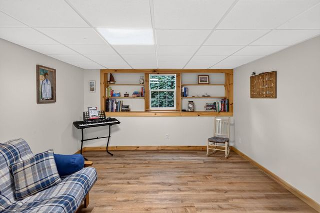 7 Bent Bluff Ln, Yarmouth, MA 02675