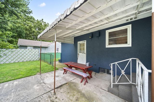 3496 Wicklow Road, Columbus, OH 43204