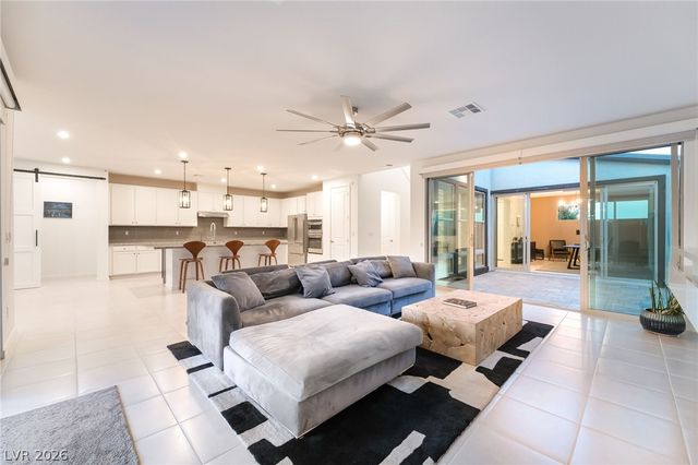 8311 Skye Highlands Street, Las Vegas, NV 89166