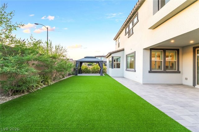 8311 Skye Highlands Street, Las Vegas, NV 89166
