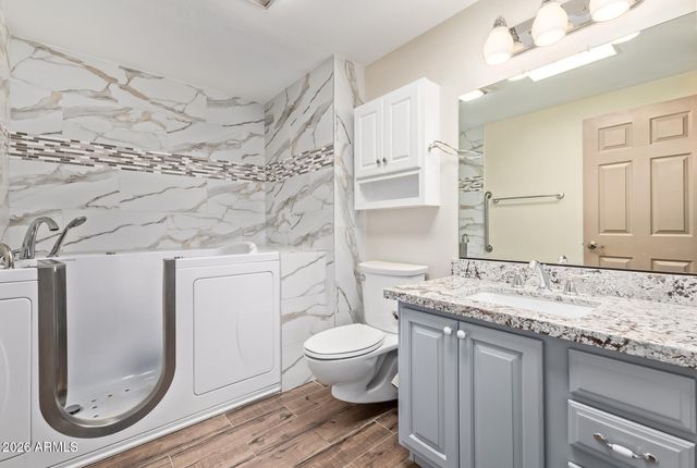 19801 N TURQUOISE HILLS Drive, Sun City, AZ 85373