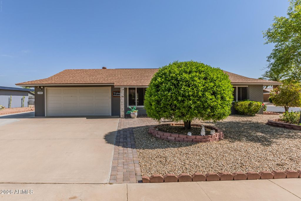 19801 N TURQUOISE HILLS Drive, Sun City, AZ 85373