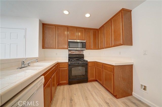 15611 Lasselle Street 21, Moreno Valley, CA 92551