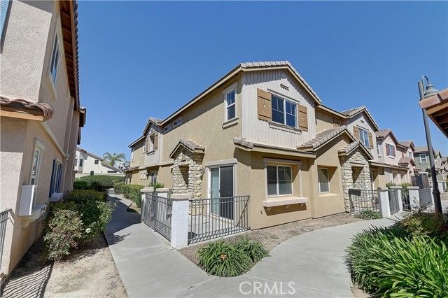 15611 Lasselle Street 21, Moreno Valley, CA 92551