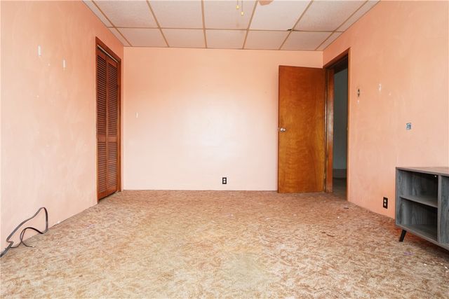 4082 Howley St, Bloomfield, PA 15224