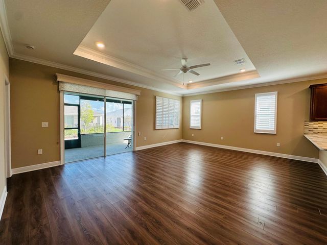 8954 SW 75th Lp, Ocala, FL 34481