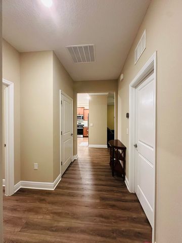 8954 SW 75th Lp, Ocala, FL 34481