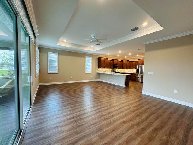 8954 SW 75th Lp, Ocala, FL 34481