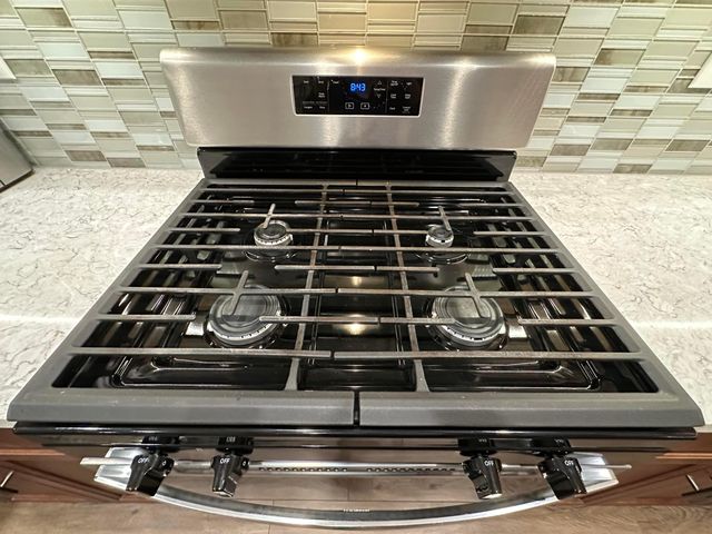 8954 SW 75th Lp, Ocala, FL 34481