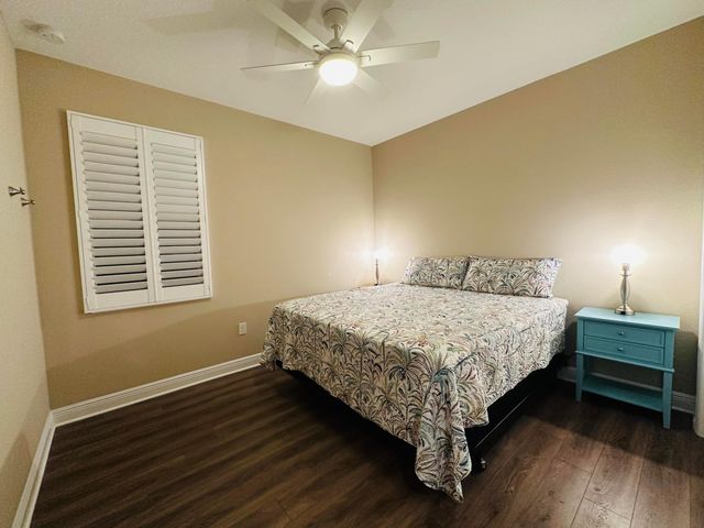 8954 SW 75th Lp, Ocala, FL 34481