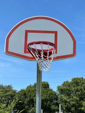 8954 SW 75th Lp, Ocala, FL 34481