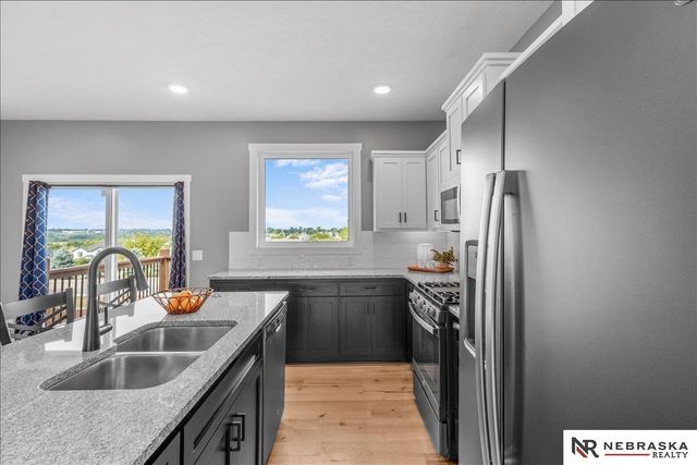 2728 N 191 Avenue, Omaha, NE 68022
