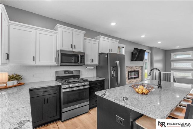 2728 N 191 Avenue, Omaha, NE 68022