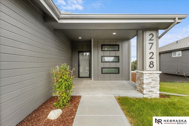 2728 N 191 Avenue, Omaha, NE 68022