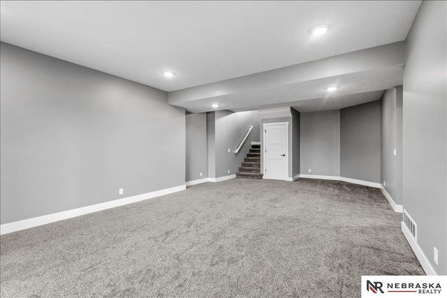 2728 N 191 Avenue, Omaha, NE 68022