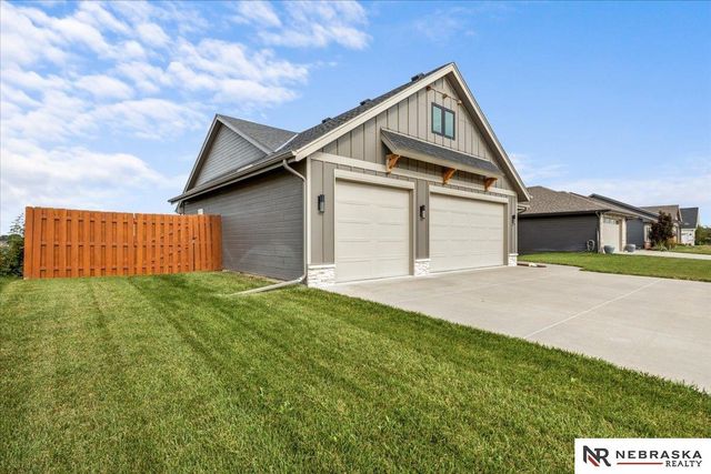 2728 N 191 Avenue, Omaha, NE 68022