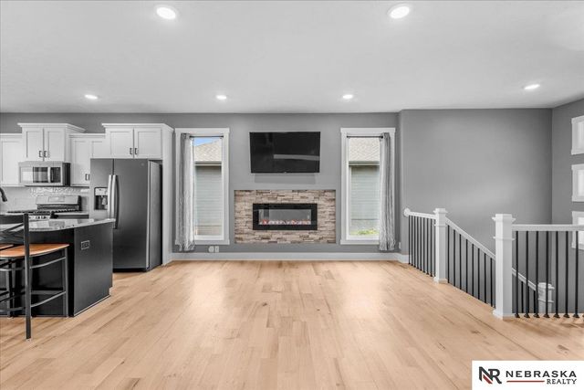2728 N 191 Avenue, Omaha, NE 68022