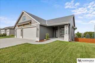 2728 N 191 Avenue, Omaha, NE 68022