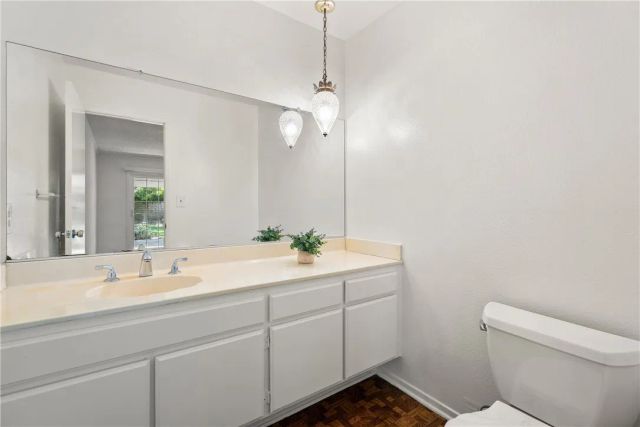 20027 Blythe Street, Winnetka, CA 91306