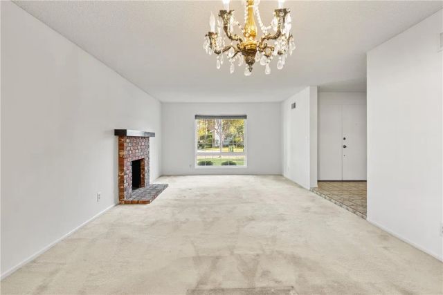 20027 Blythe Street, Winnetka, CA 91306
