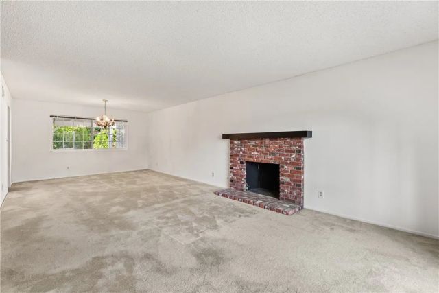 20027 Blythe Street, Winnetka, CA 91306