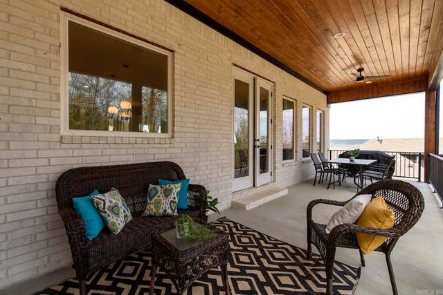 19012 Waterview Meadow Lane, Roland, AR 72135