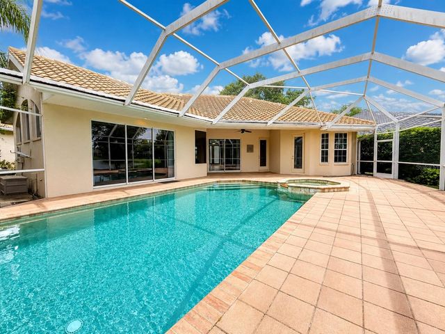 4625 SWEETMEADOW CIRCLE, Sarasota, FL 34238