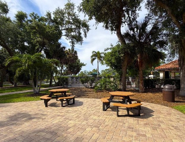 4625 SWEETMEADOW CIRCLE, Sarasota, FL 34238