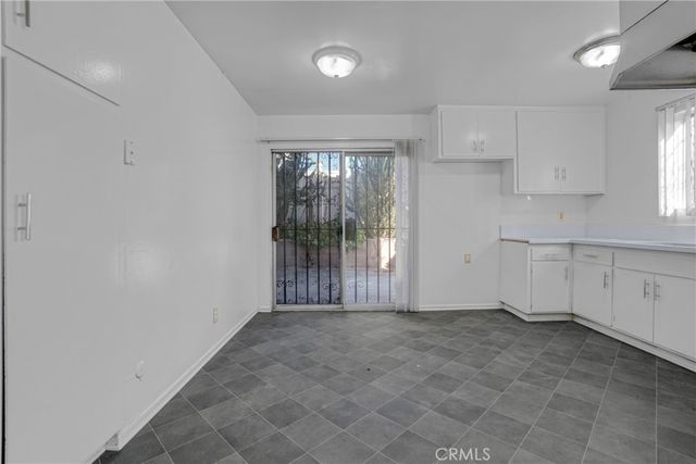 3119 W 71st, Los Angeles, CA 90043