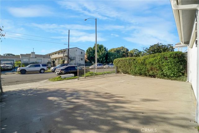 3119 W 71st, Los Angeles, CA 90043