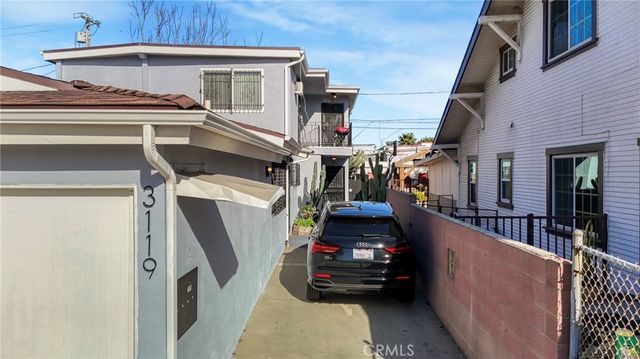 3119 W 71st, Los Angeles, CA 90043
