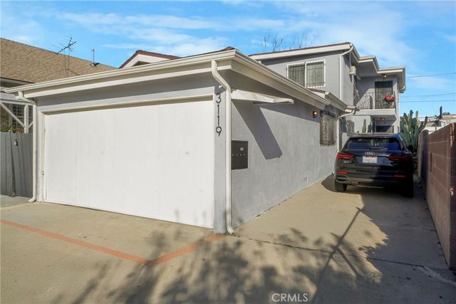 3119 W 71st, Los Angeles, CA 90043