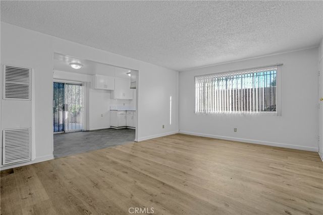 3119 W 71st, Los Angeles, CA 90043