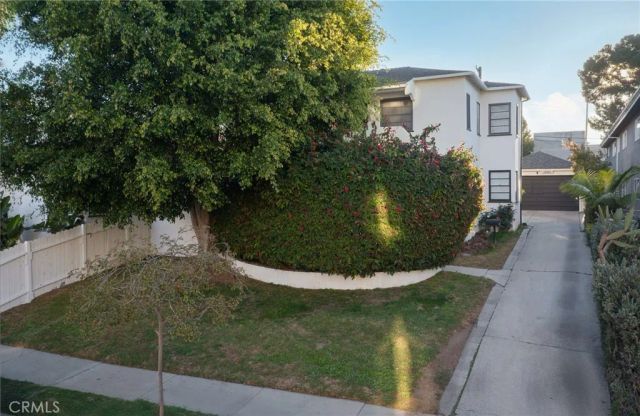 1228 S Dunsmuir, Los Angeles, CA 90019